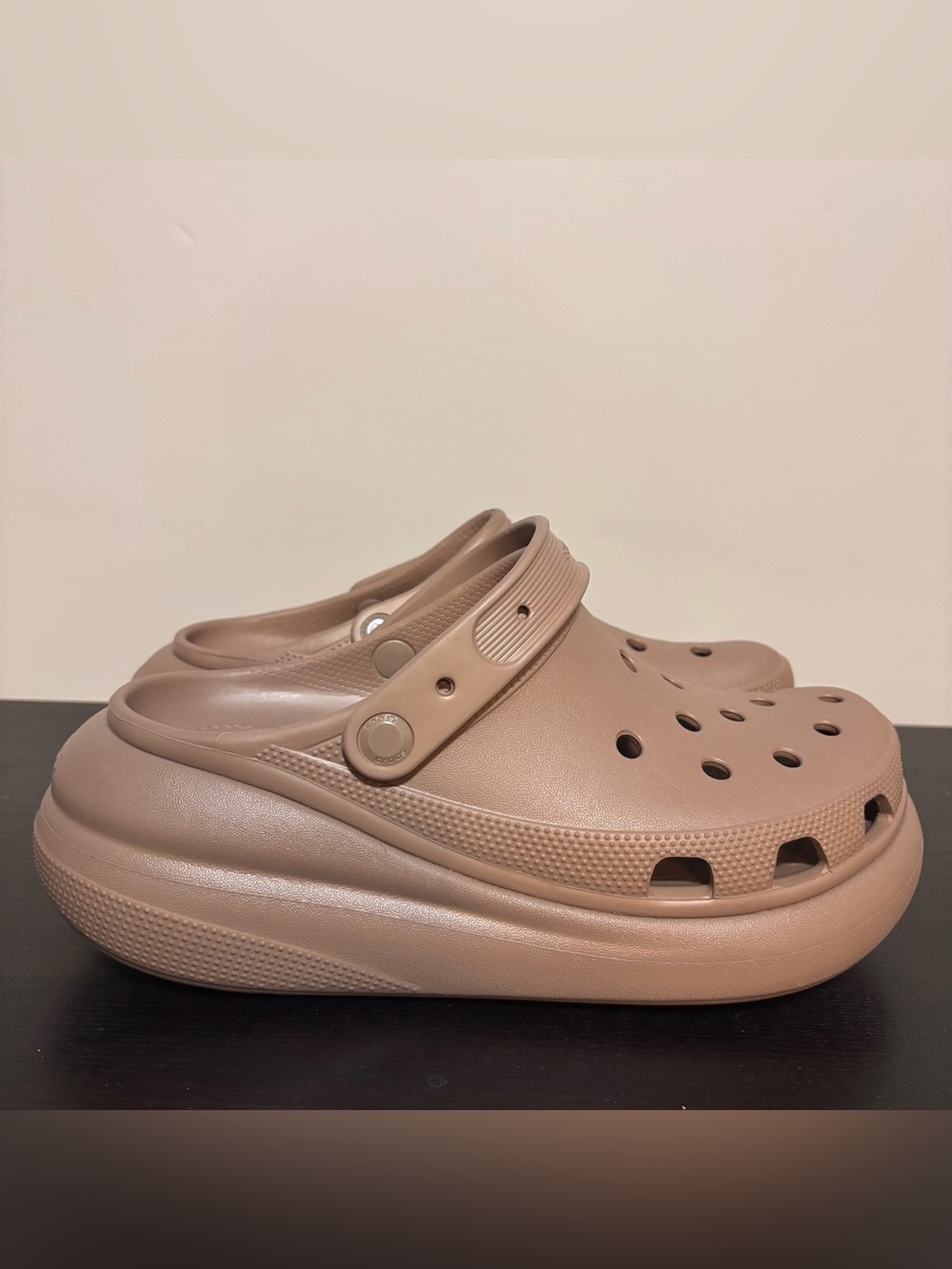 CROCS Classic Platform Clog | Womens Sz 11 | Mens Sz 9